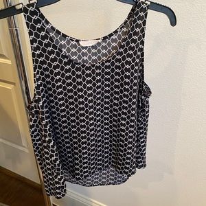 Lush black and white tank top